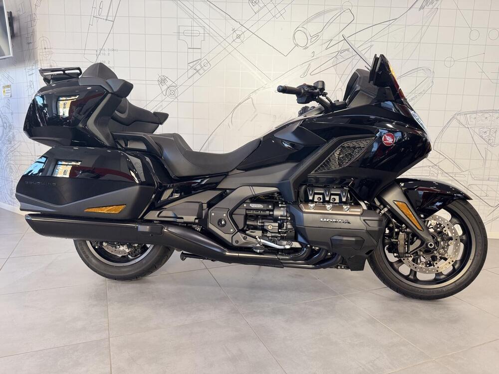 Honda GL 1800 Gold Wing Tour DCT & Airbag (2022 - 25)