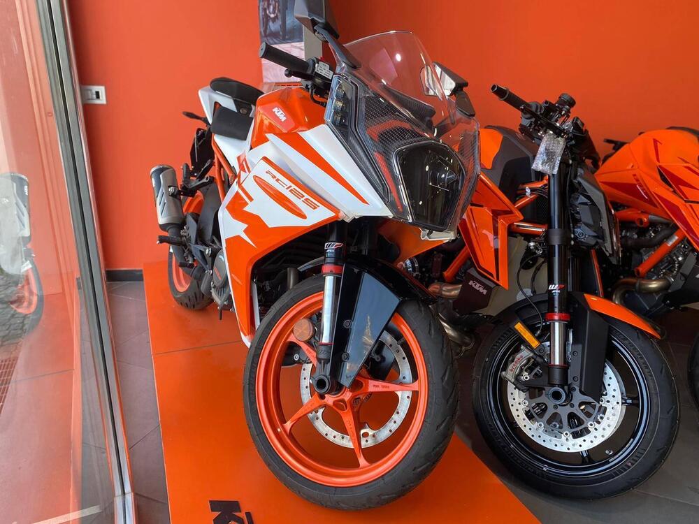 KTM RC 125 (2022 - 25) (3)