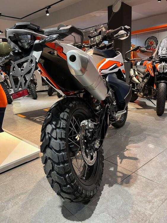 KTM 890 Adventure R (2023 - 24) (4)