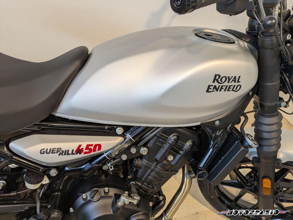 Royal Enfield Guerrilla 450 (2024 - 25) (2)