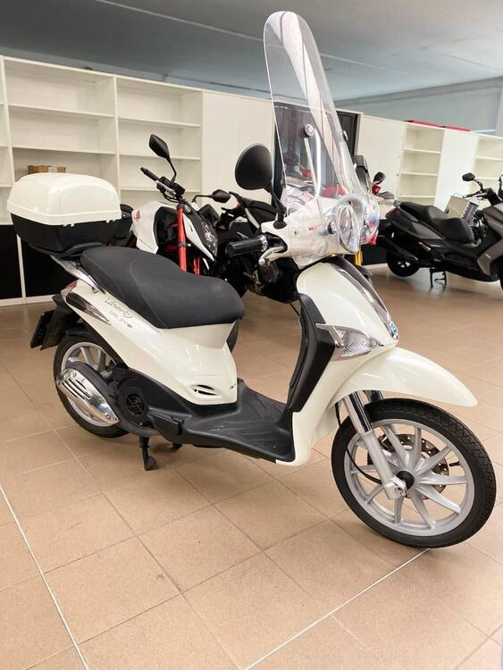 Piaggio Liberty 150 3V Full Optional (2013 - 15) (4)