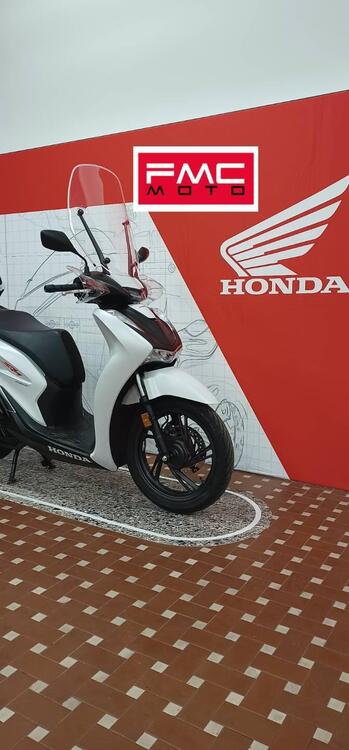 Honda SH 150i Sport (2022 - 25) (2)