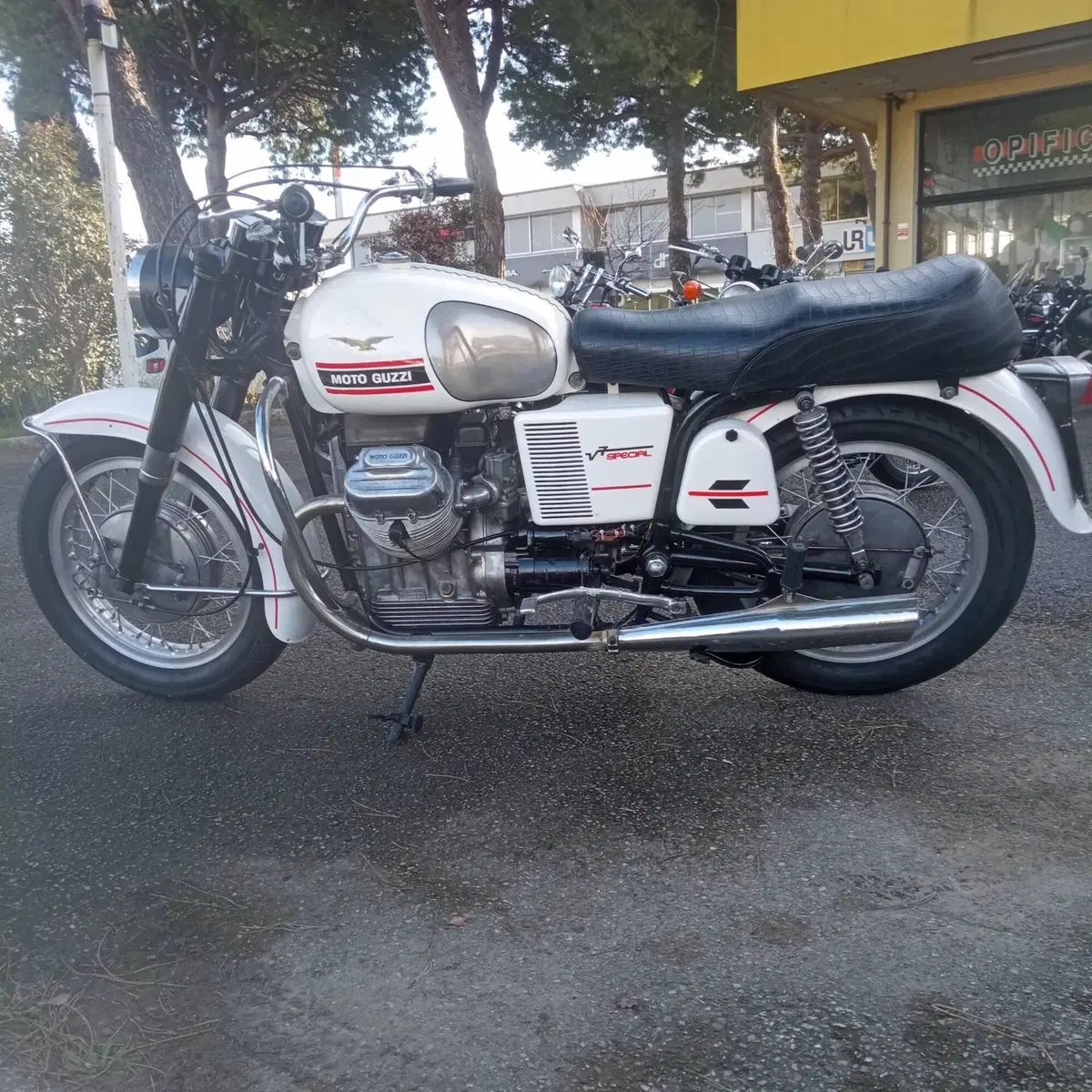 Moto Guzzi v 7 (13)
