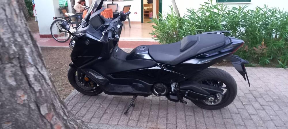 Yamaha T-Max 560 Tech Max (2022 - 24) (3)