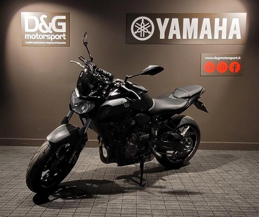 Yamaha MT-07 (2018 - 20) (2)