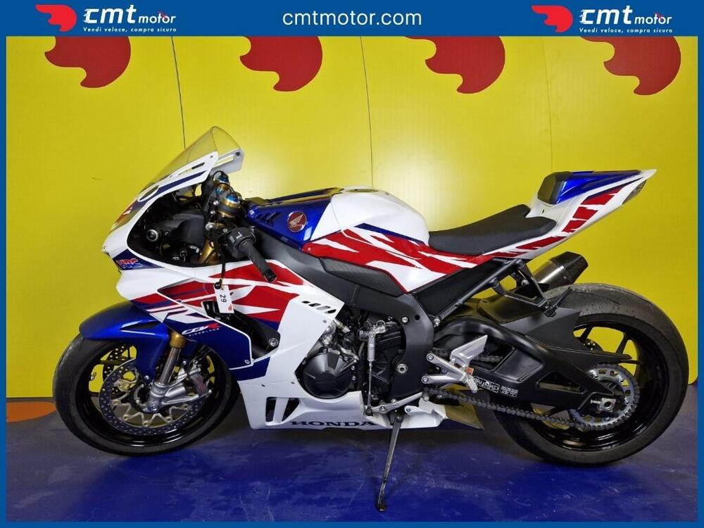 Honda CBR 1000 RR-R Fireblade SP 30th Anniversary (2022 - 23) (3)