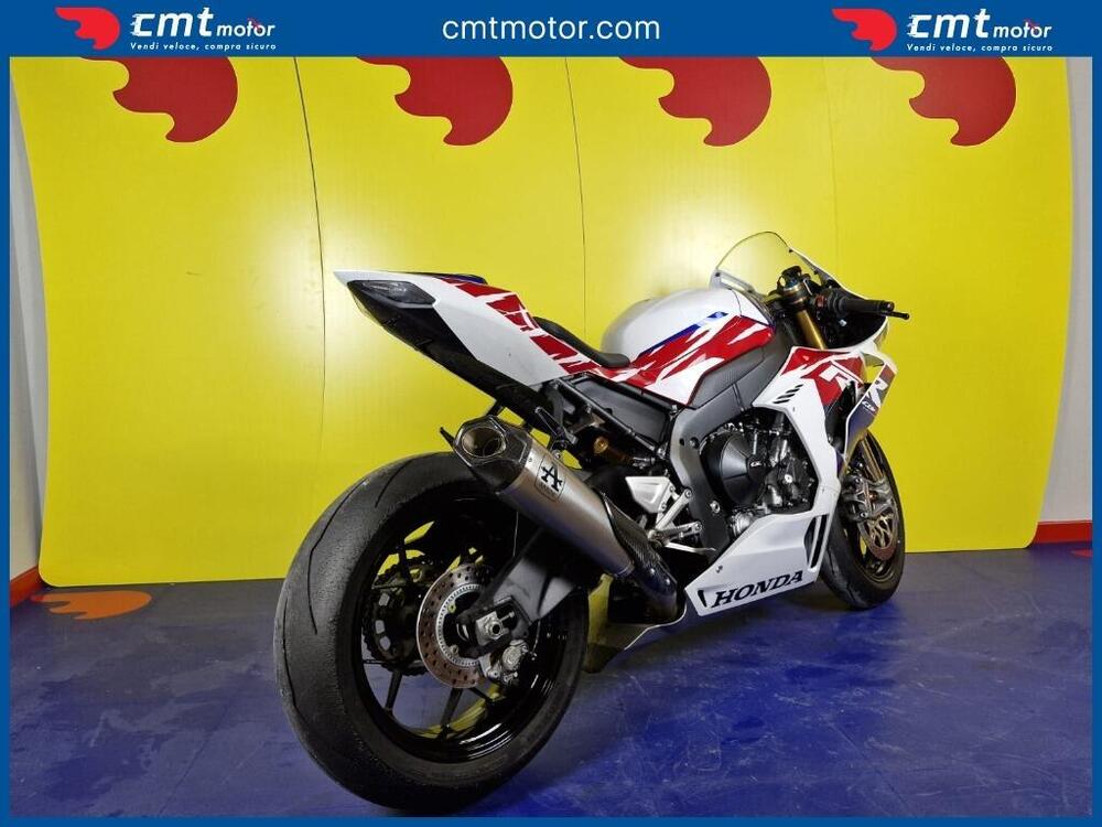 Honda CBR 1000 RR-R Fireblade SP 30th Anniversary (2022 - 23) (4)