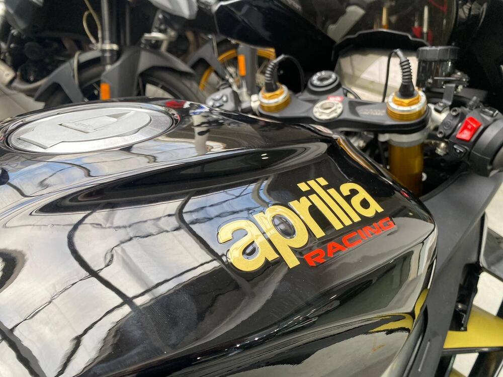 Aprilia RSV4 1100 Factory (2021 - 24) (5)