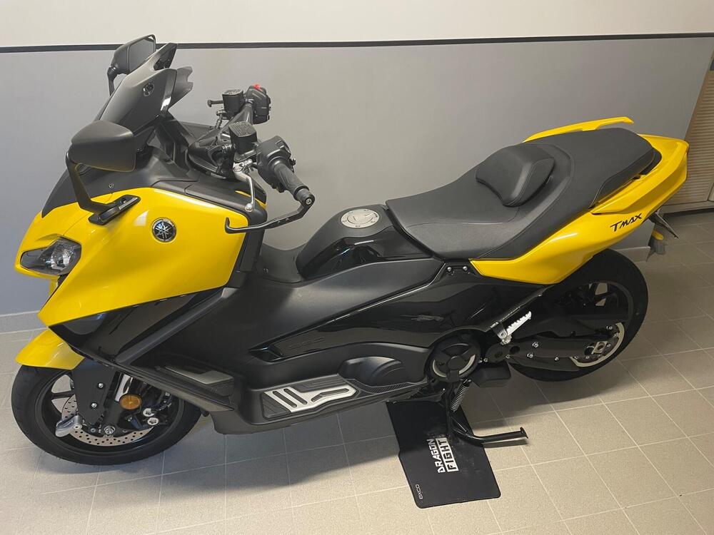 Yamaha T-Max 560 (2022 - 24) (3)