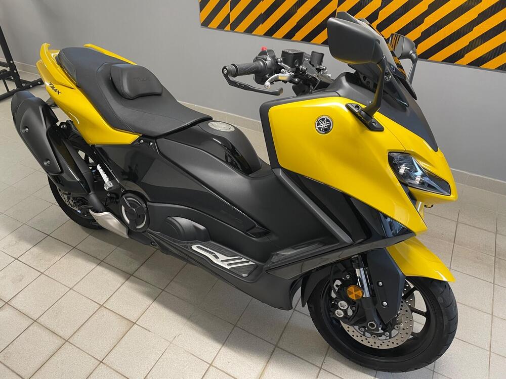 Yamaha T-Max 560 (2022 - 24) (5)