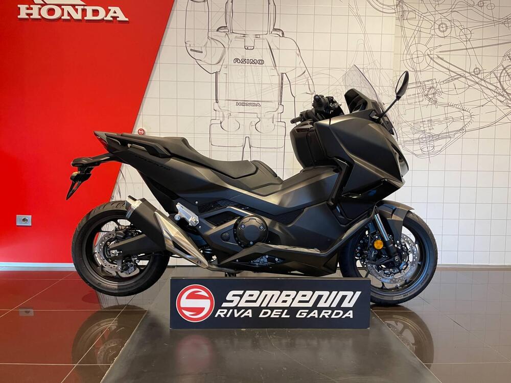 Honda Forza 750 (2025)