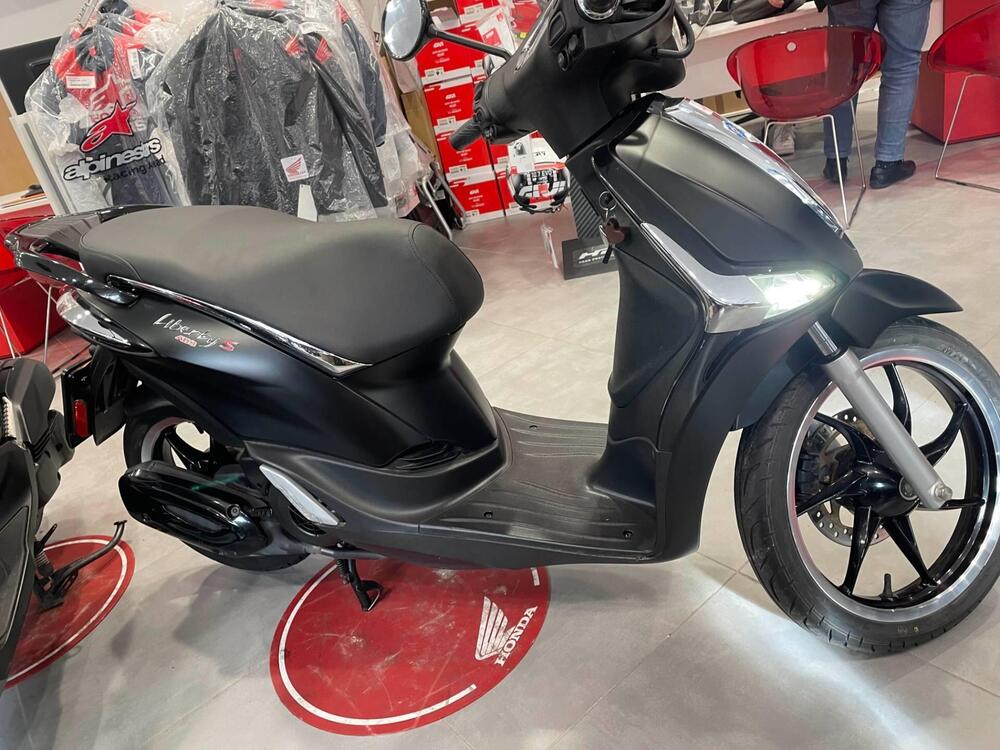 Piaggio Liberty 125 S ABS (2017 - 20) (2)