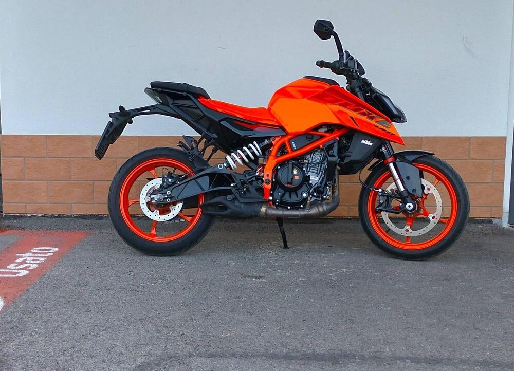 KTM 390 Duke (2024 - 25) (4)