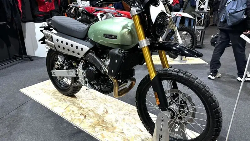 Fantic a MBE 2025: dall'enduro specialistiche alla Caballero Rally col 21"