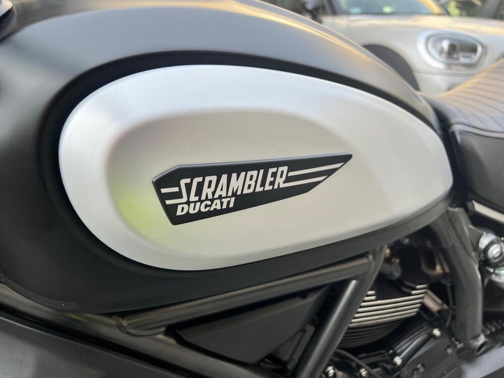 Ducati Scrambler 800 Icon Dark (2020)