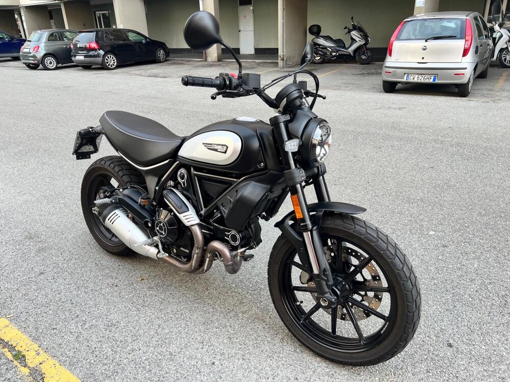 Ducati Scrambler 800 Icon Dark (2020) (3)