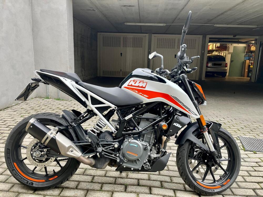 KTM 390 Duke (2021 - 23) (3)