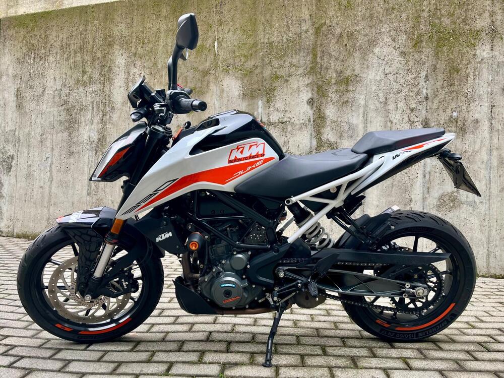 KTM 390 Duke (2021 - 23) (4)