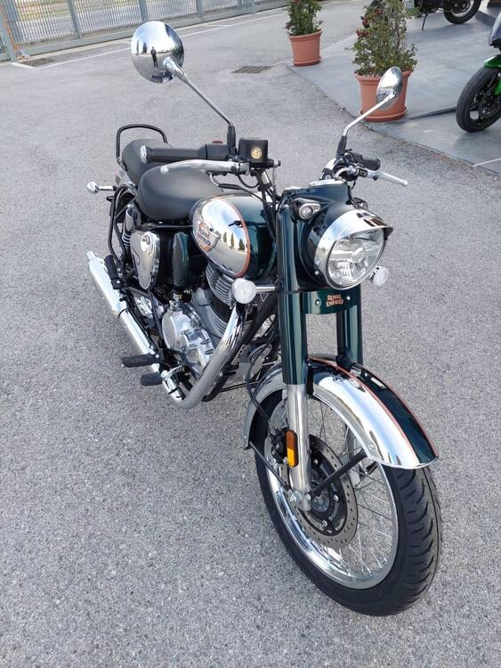 Royal Enfield Classic 350 (2021 - 25) (3)