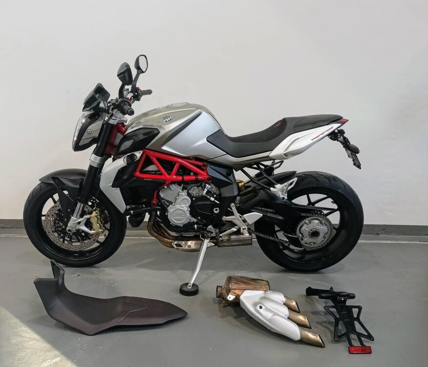 MV Agusta Brutale 800 EAS (2012 - 14) (5)