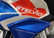 Stand Moto Guzzi a MBE: la V7 Sport e la Stelvio [VIDEO]