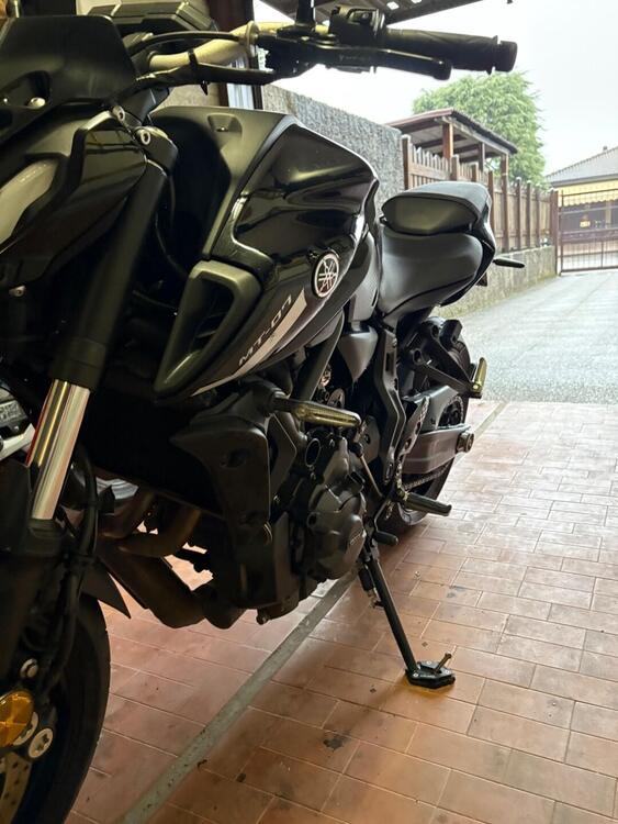 Yamaha MT-07 Pure (2023 - 25) (4)