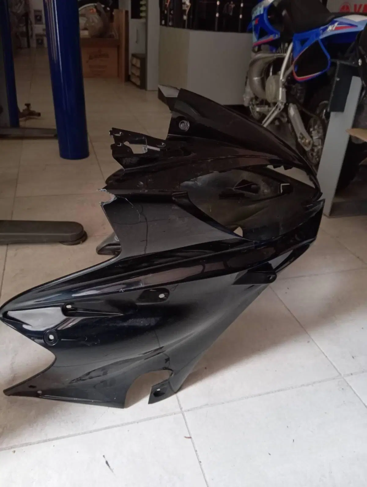 CUPOLINO ANTERIORE YAMAHA FZ6S 2004 (2)