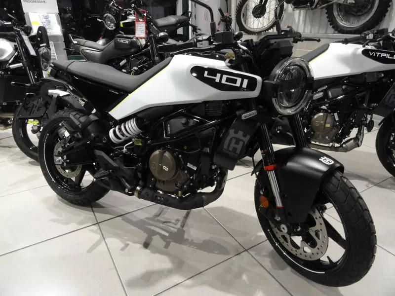 Husqvarna Svartpilen 401 (2024 - 26)