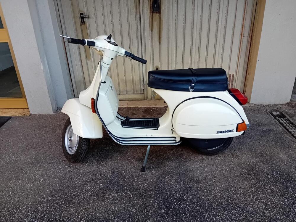 Piaggio Vespa 125 PX (2)