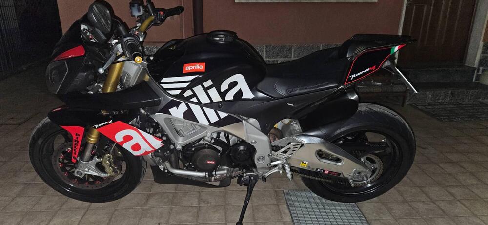 Aprilia Tuono V4 R APRC (2011 - 13)