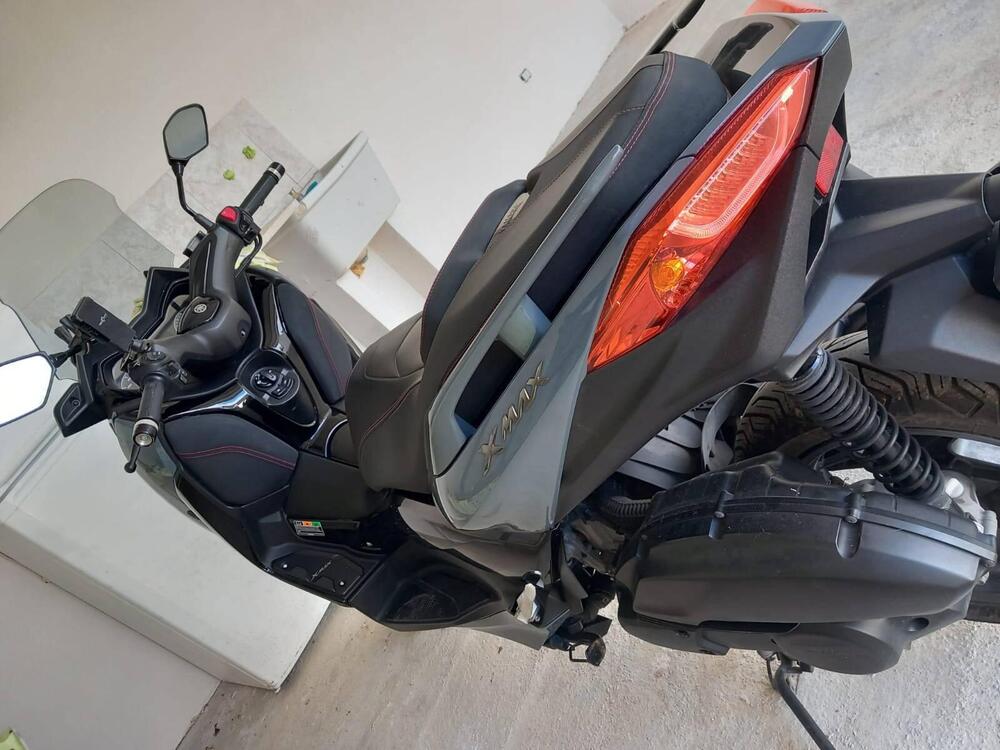 Yamaha X-Max 125 Tech Max (2021 - 24) (2)