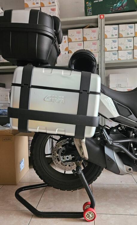 Moto Morini X-Cape 650 (2021 - 25) (3)