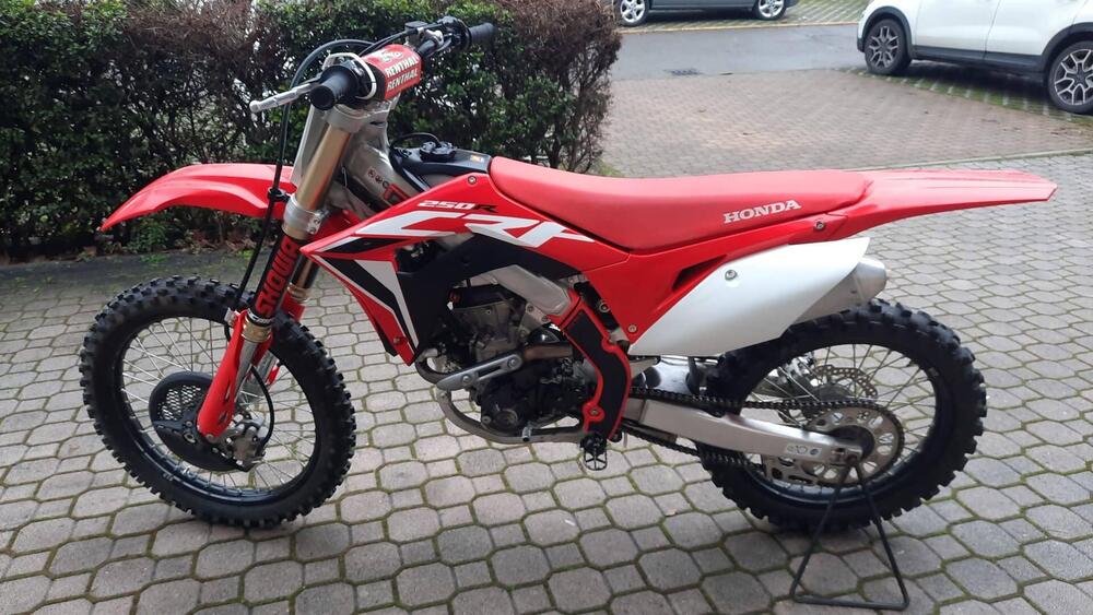 Honda CRF 250 R (2022)