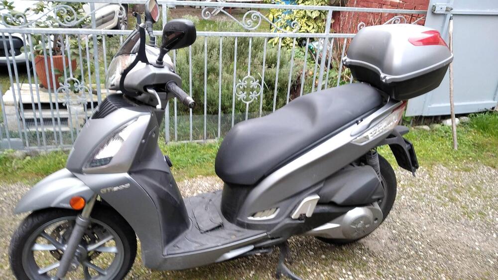 Kymco People 300i GT ABS (2016 - 20) (2)