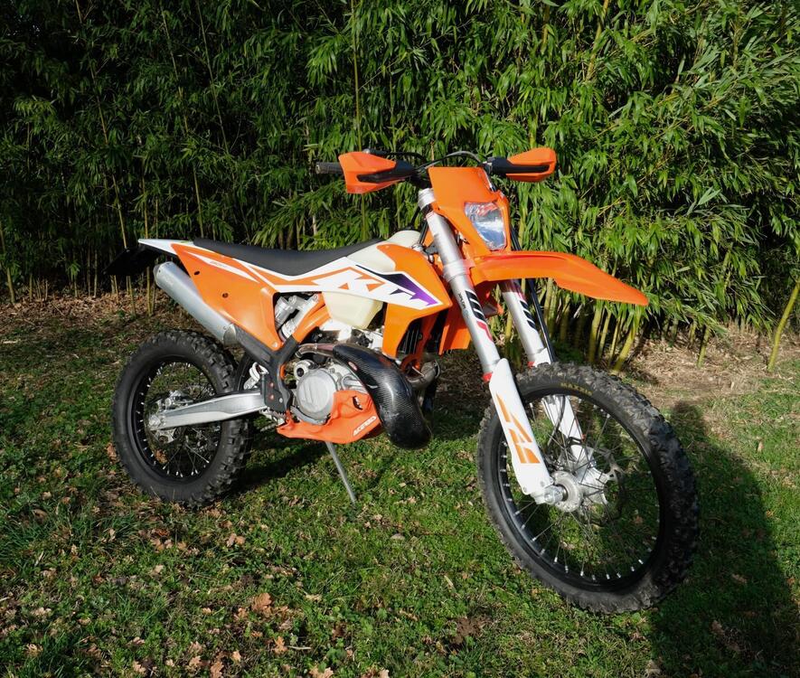 KTM 250 EXC TPI (2023) (3)