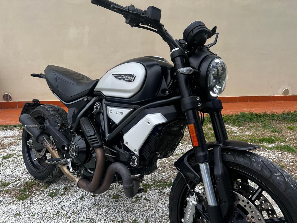 Ducati Scrambler 1100 Dark Pro (2020 - 24) (2)