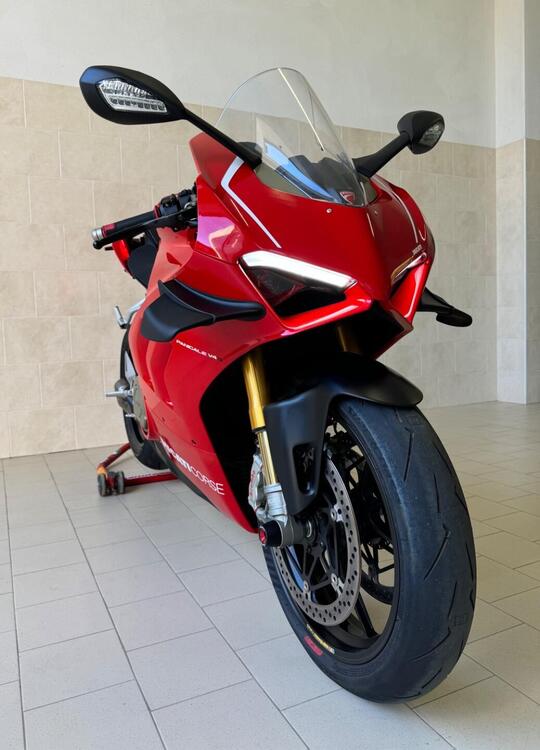 Ducati Panigale V4 S 1100 (2021) (2)