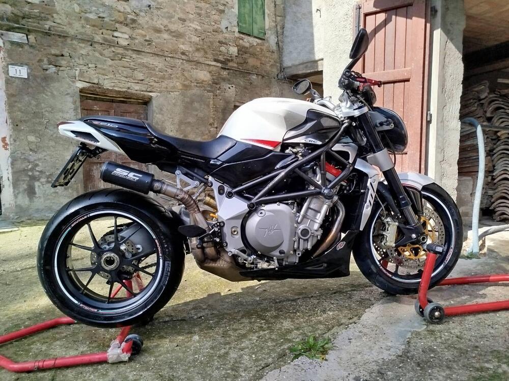 MV Agusta Brutale 910 R (2006 - 11) (2)