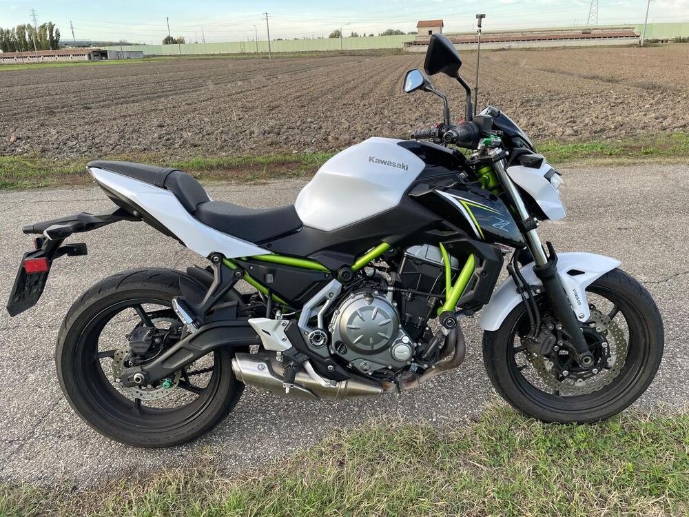 Kawasaki Z 650 (2017 - 19) (2)