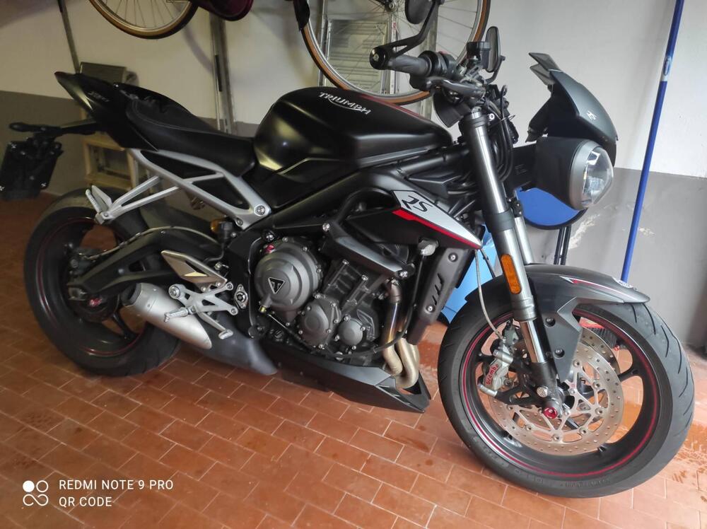 Triumph Street Triple RS (2017 - 19) (2)