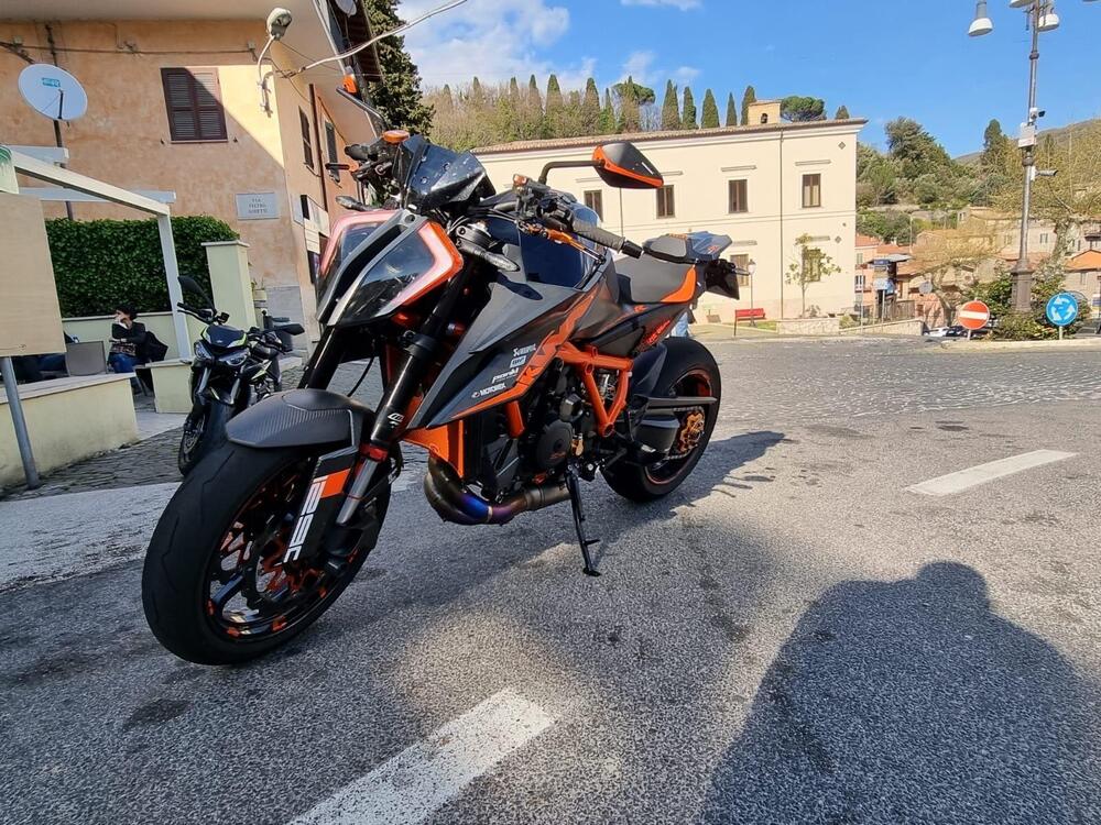 KTM 1290 Super Duke R (2020) (3)