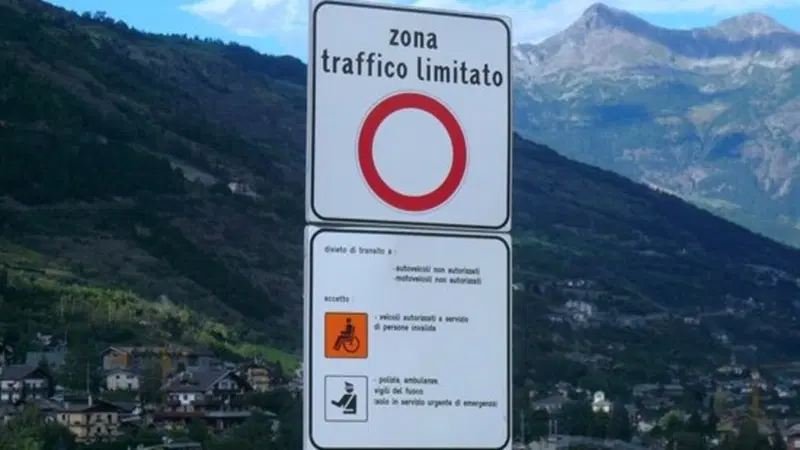De Vita: "ZTL e rotonde, ora si esagera"