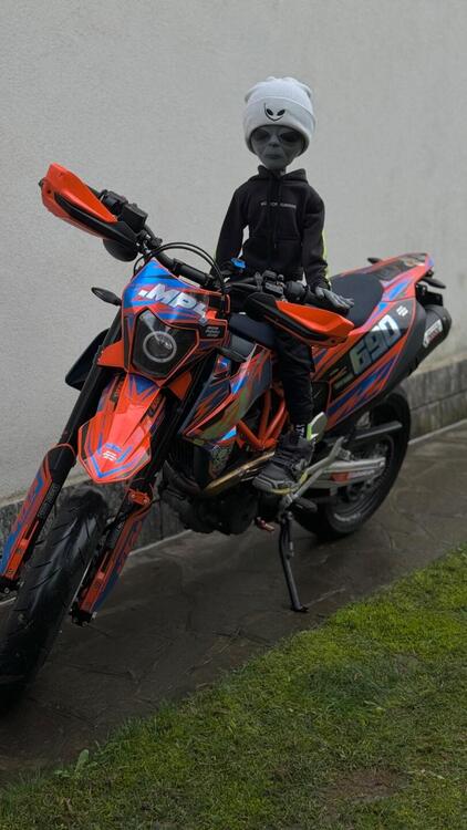 KTM 690 SMC R (2023 - 25)