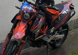 KTM 690 SMC R (2023 - 25) usata