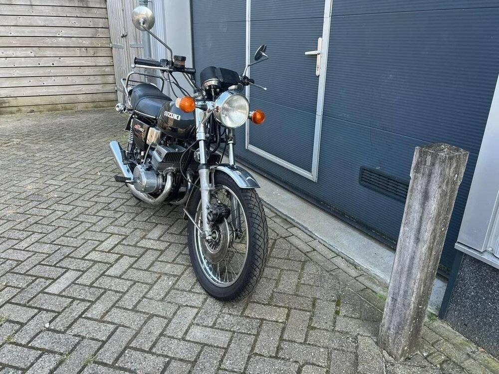 Suzuki GT380