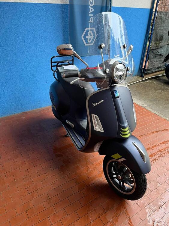 Vespa GTS 300 Super Tech (2023 - 24)