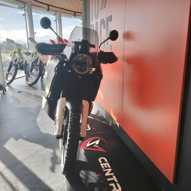 Husqvarna Norden 901 (2022 - 26) (8)