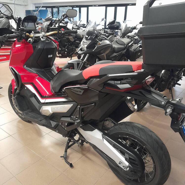 Honda X-ADV 750 (2018 - 20) (2)