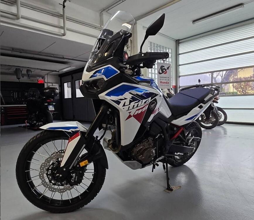 Honda Africa Twin CRF 1100L ES (2024 - 25) (2)