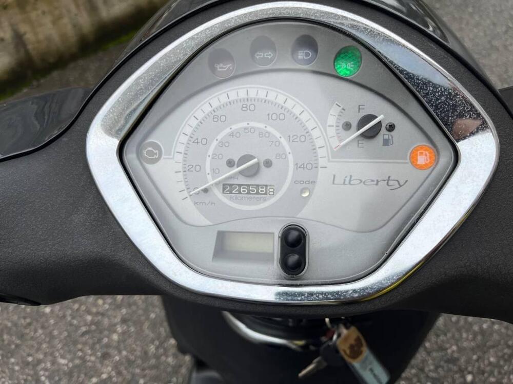 Piaggio Liberty 125 3V Full Optional (2013 - 15) (5)